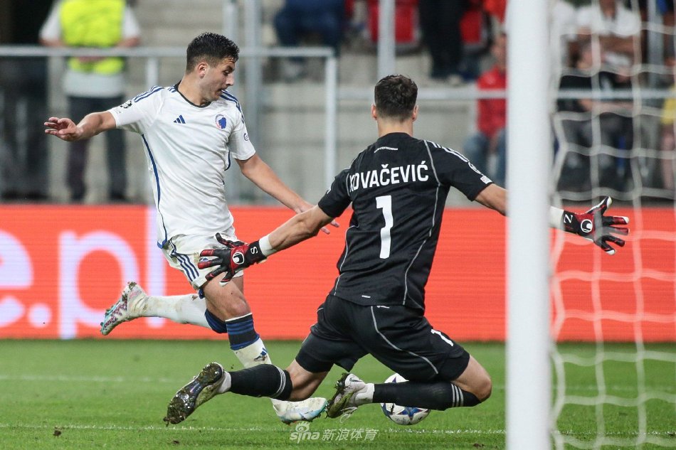 在球队的整 在球队的整