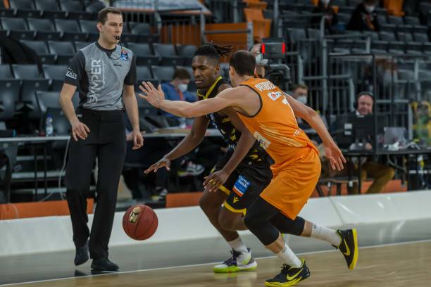 令人大跌眼 令人大跌眼