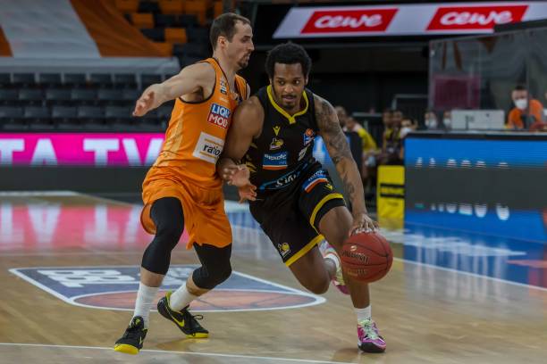 赛会成为球 赛会成为球