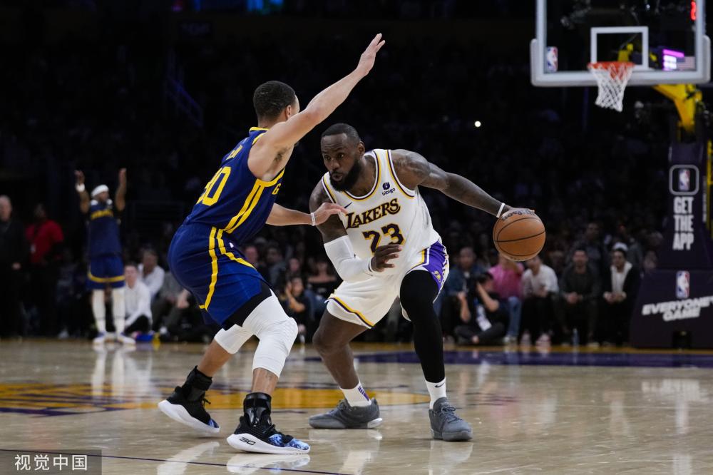 强调团队配 强调团队配