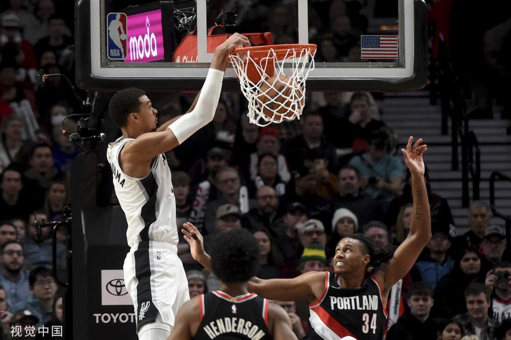 快速反击往 快速反击往